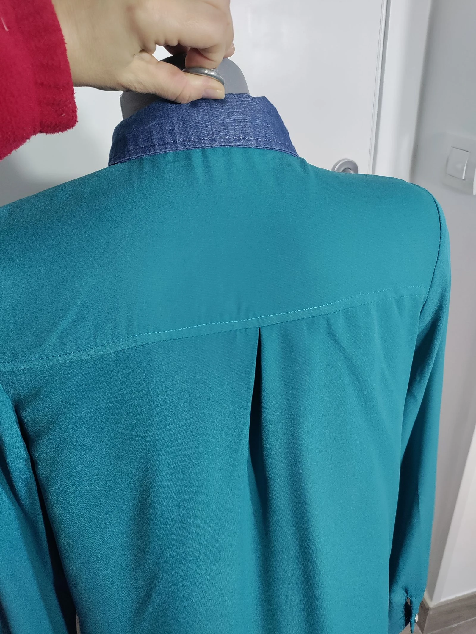 Blusa verde com gola joya 💎 pérolas e denim | tamanho M – photo 10